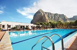 Camping La Pineta سان فيتو لو كابو 4*,  إيطاليا